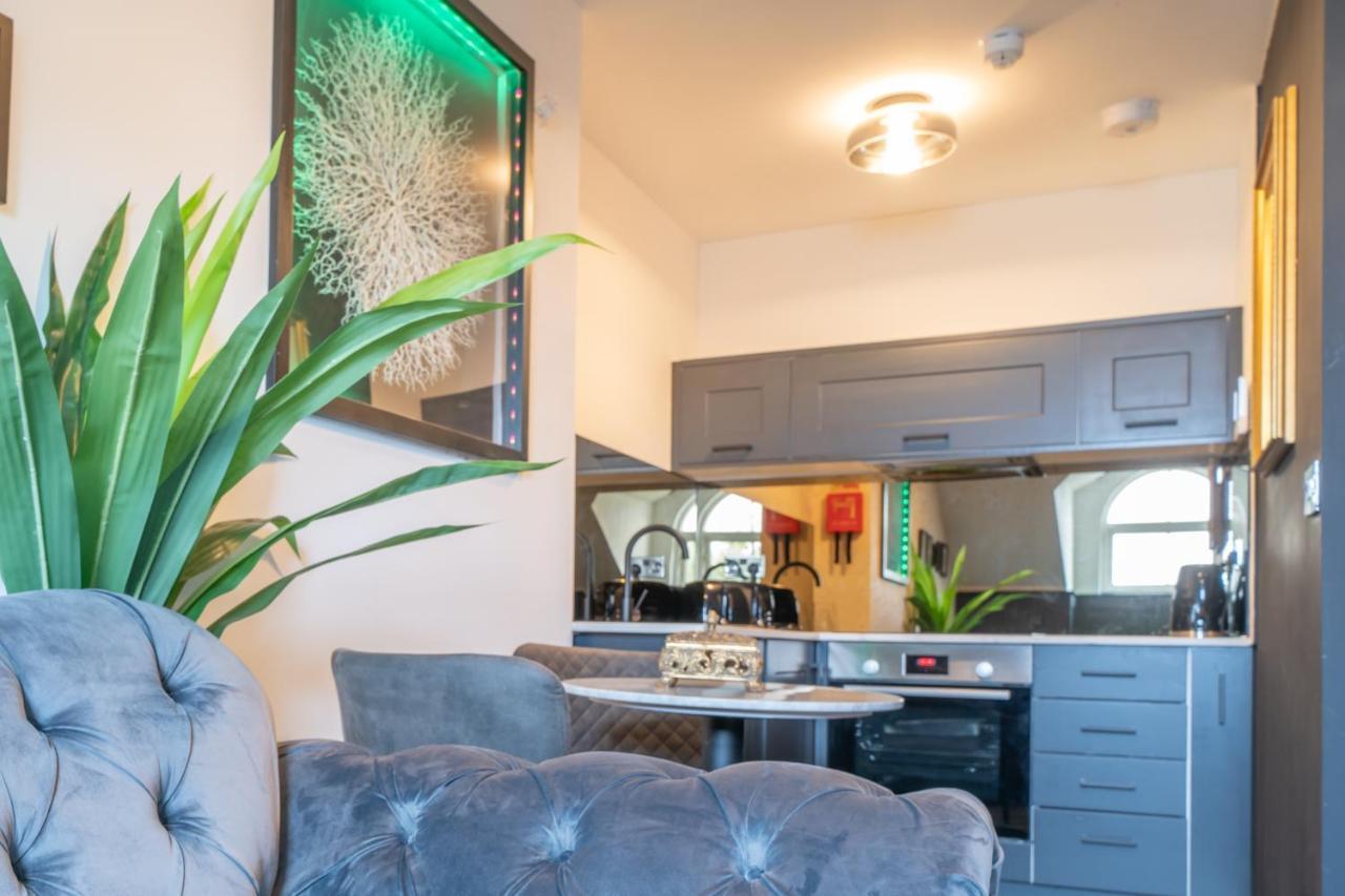 The Rockefeller Apartments Bowness-on-Windermere Bagian luar foto